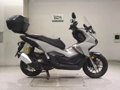 Honda ADV160