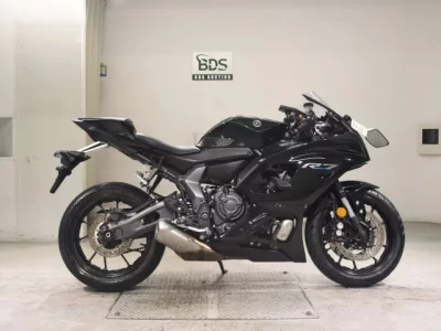 Yamaha YZF-R7-2