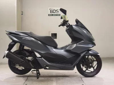 Honda PCX125-4