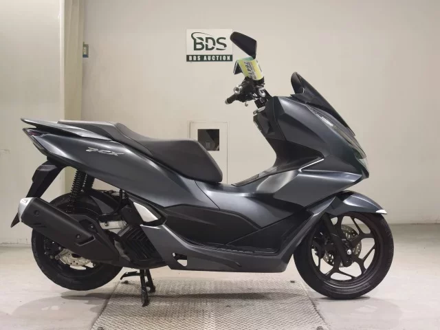 Honda PCX125-4