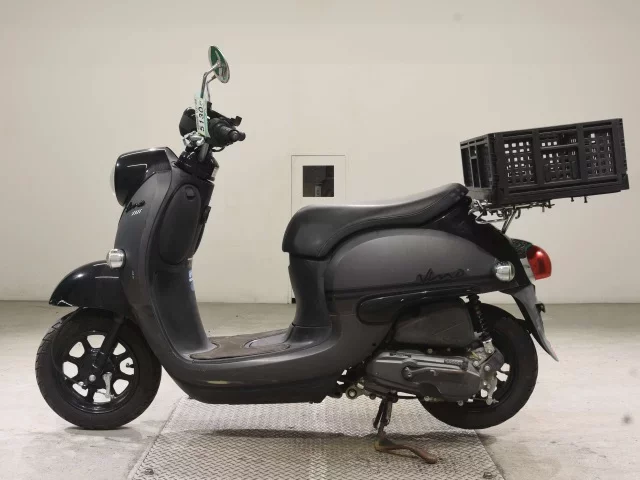 Yamaha VINO-4