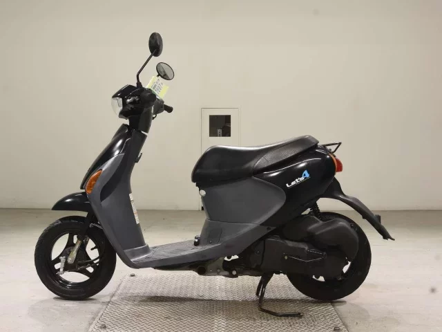 Suzuki LET S4