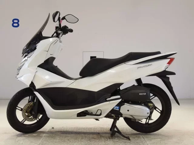 Honda PCX125-2