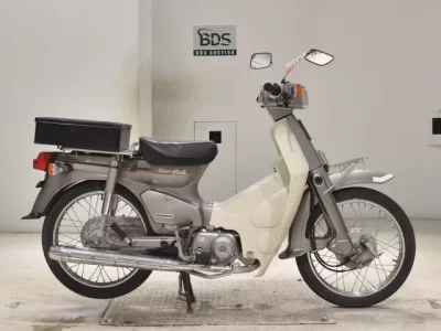 Honda C90