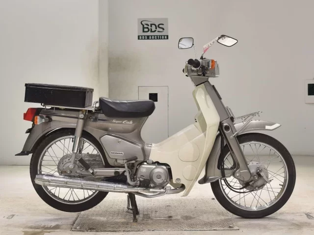 Honda C90
