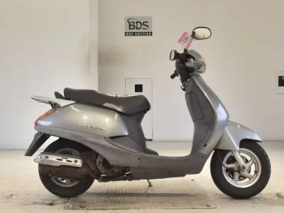 Honda LEAD 100