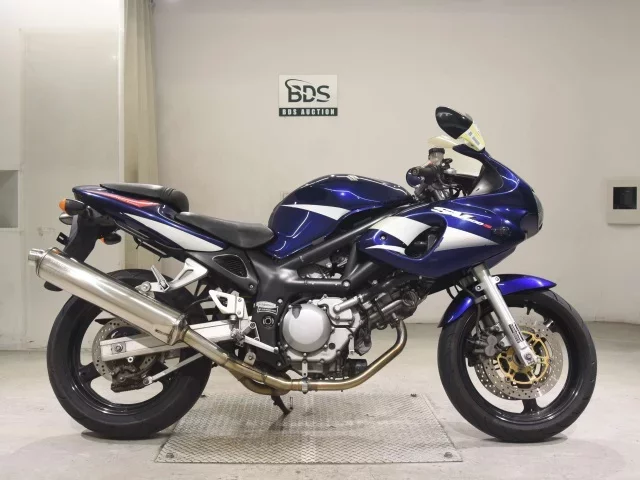 Suzuki SV400S