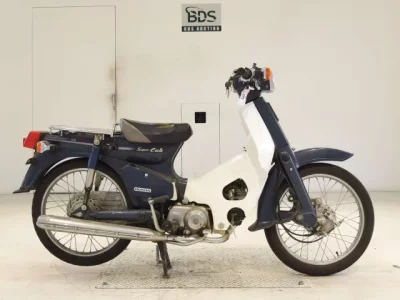 Honda C50-E