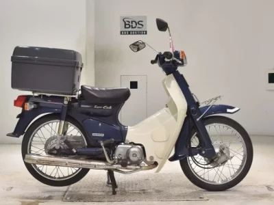 Honda C90