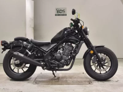 Honda REBEL