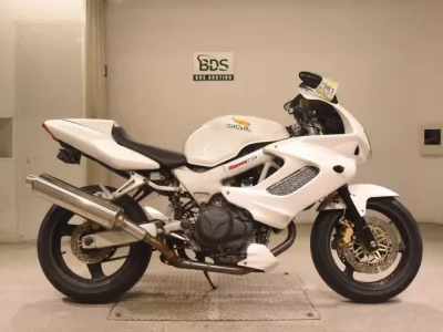 Honda VTR1000F