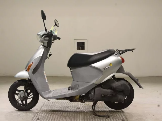Suzuki LET S4