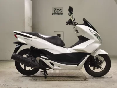 Honda PCX125-2