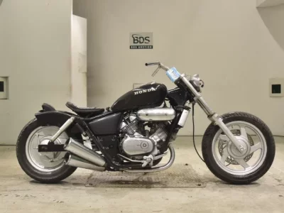 Honda MAGNA 250 SHO LOUIS NOT EQUIPPED