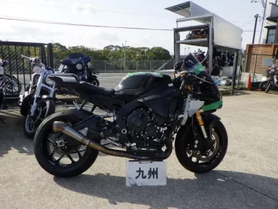 Yamaha YZF-R1