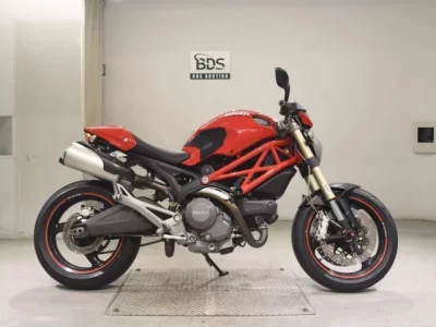 Ducati DUCATI MONSTER 696
