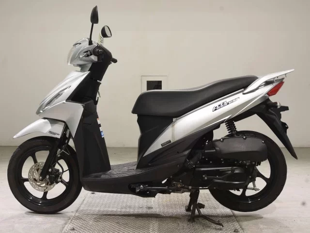 Suzuki ADDRESS110-2