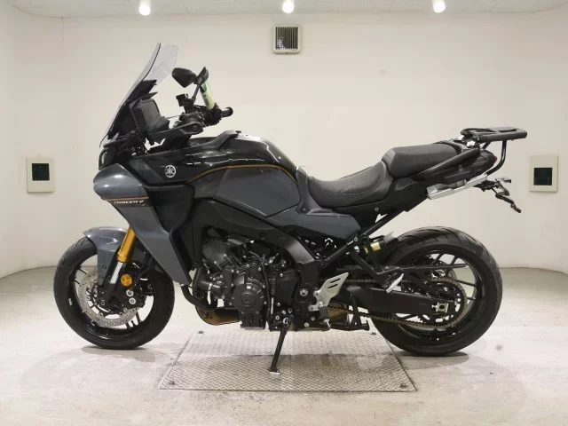 Yamaha TRACER 900