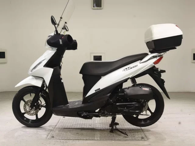 Suzuki ADDRESS110-2