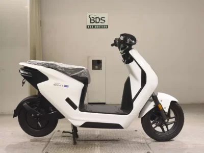 Honda EM1E: