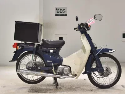 Honda C90