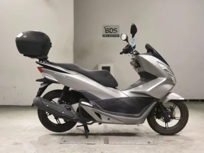 Honda PCX125-2