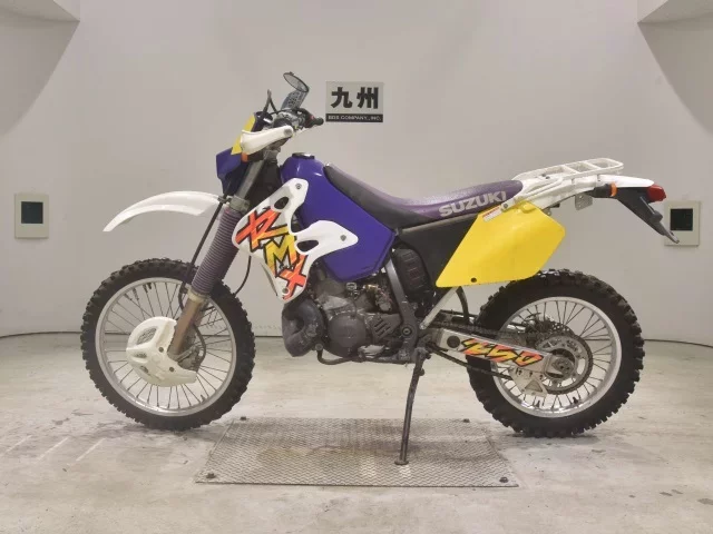 Suzuki RMX250S