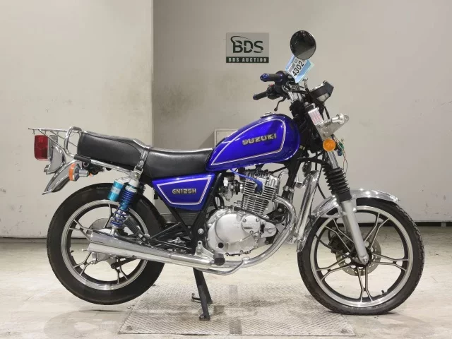 Suzuki GN125H