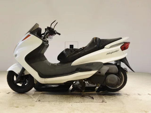 Yamaha MAJESTY 250C