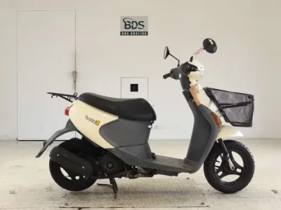 Suzuki LET S4