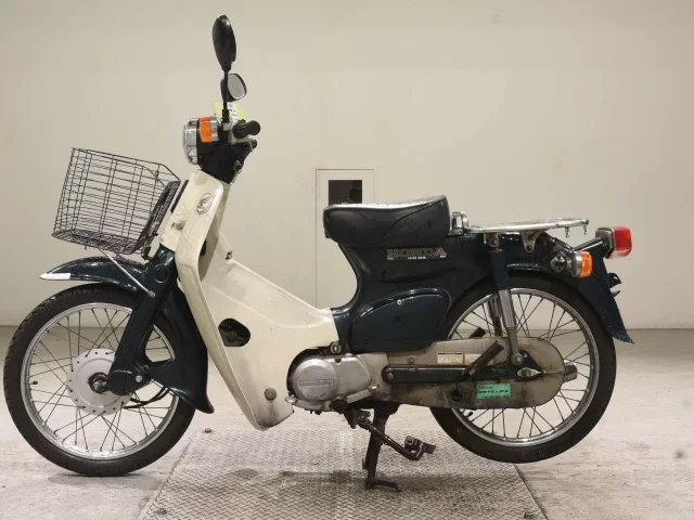 Honda C90