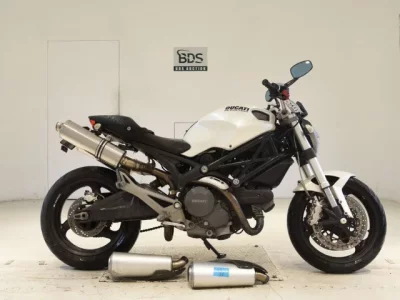 Ducati DUCATI MONSTER 696