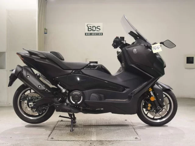 Yamaha T-MAX560T