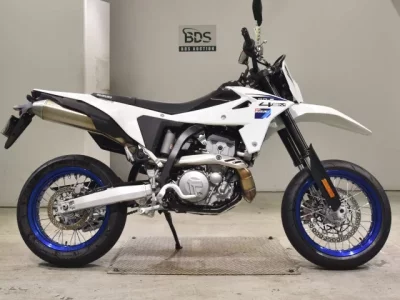 Suzuki DR-Z4SM