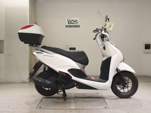 Honda LEAD125-2
