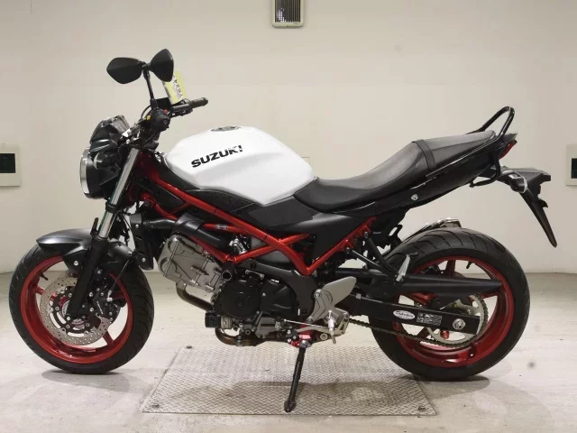 Suzuki SV650A