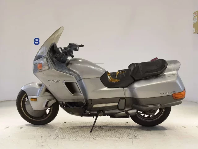 Honda PC800