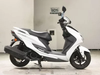 Yamaha CYGNUS 125XSR-3