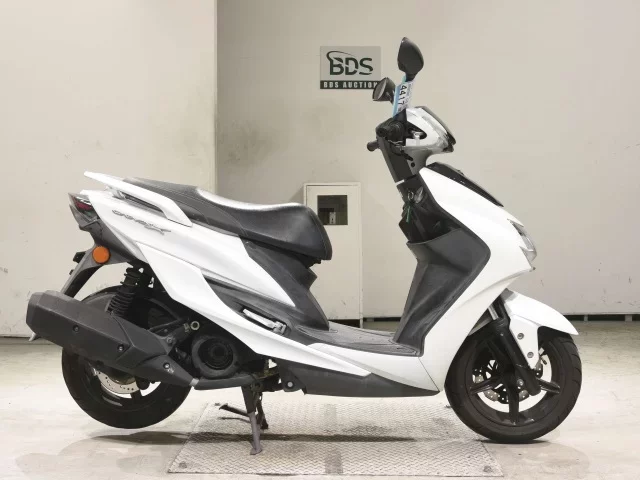 Yamaha CYGNUS 125XSR-3