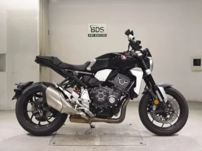 Honda CB1000R-2