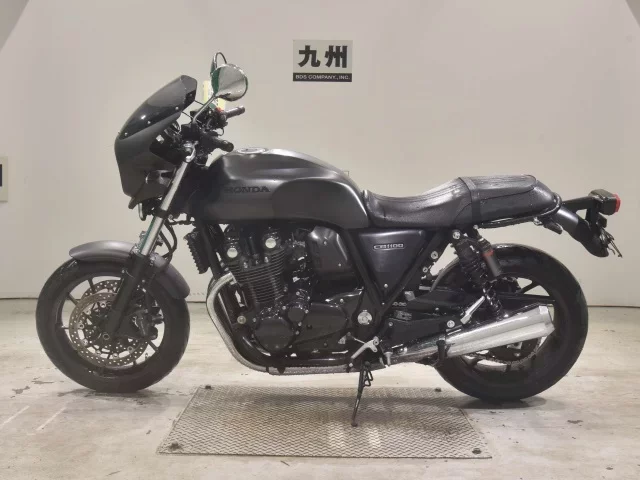 Honda CB1100RS