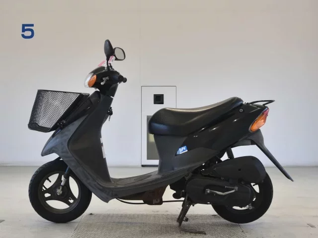 Suzuki LET S2