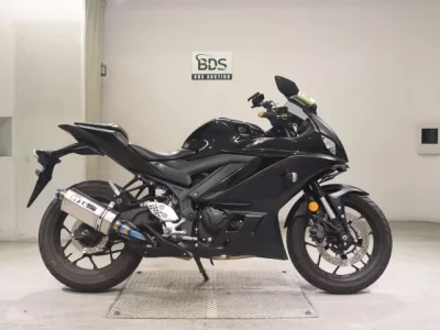 Yamaha YZF-R25A