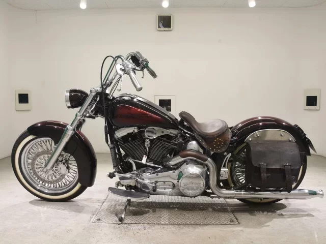Harley-Davidson HARLEY FLSTF1340