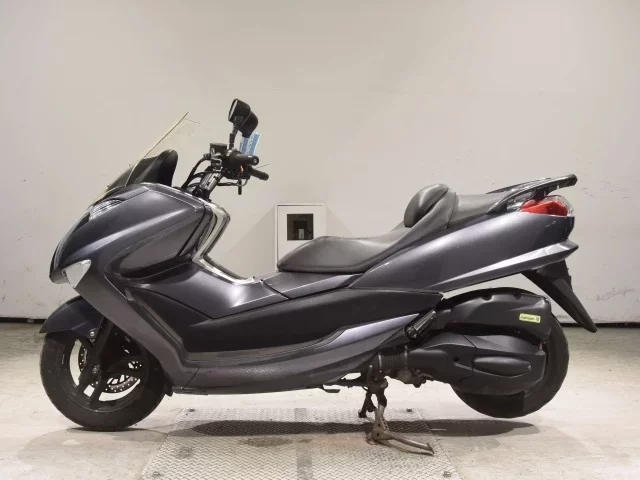 Yamaha MAJESTY 250-4