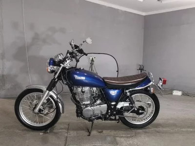 Yamaha SR400-1  с аукциона в Японии