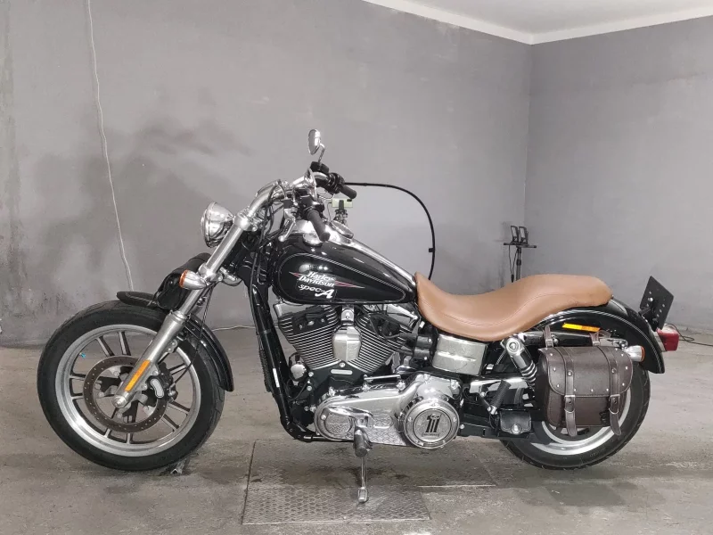 Harley-Davidson HARLEY FXDL1580