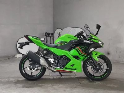 Kawasaki NINJA400 2024