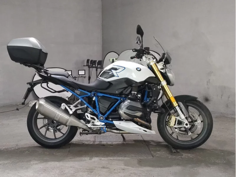 BMW  R1200R лот № 8073 оценка 4.5  с аукциона в Японии