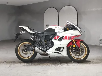 Yamaha YZF-R7